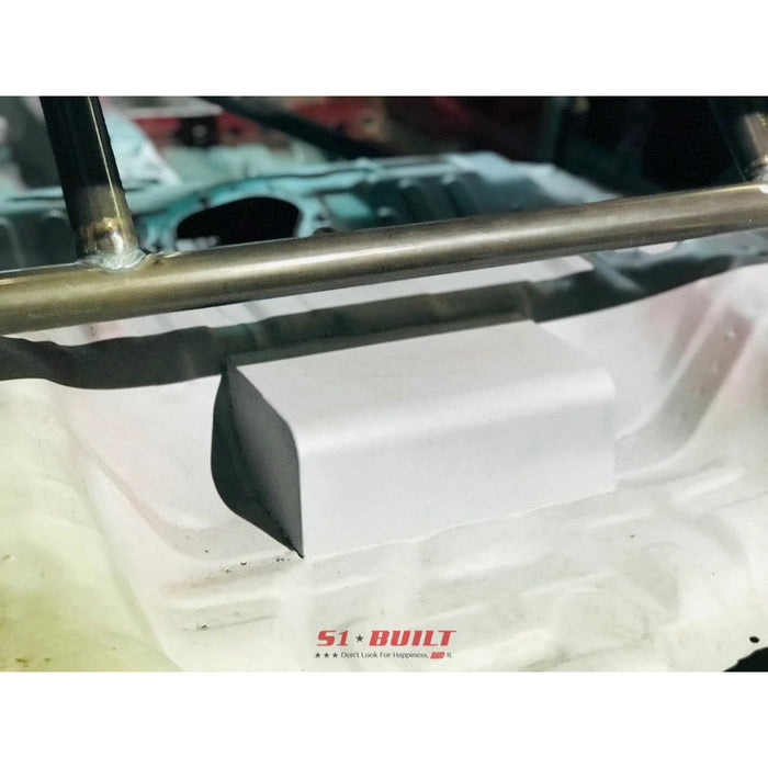 S1Built - Trunk Cover Plate - Rear Differential Mounting