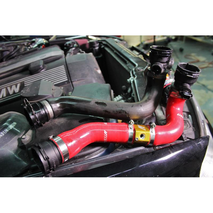 Mishimoto Performance Aluminum Radiator, Fits BMW E46 Non-M 1999-2006