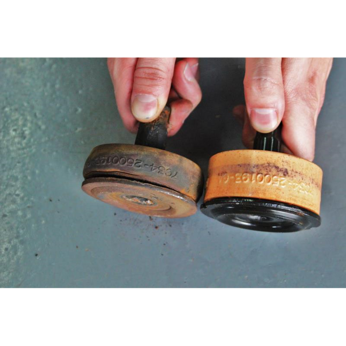 Mishimoto Aluminum Radiator, Fits Ford 6.4L Powerstroke 2008-2010