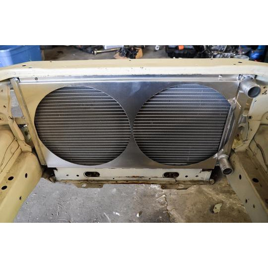 Chase Bays Tucked Aluminum Radiator - Nissan 240sx S13 / S14 / S15 and R32