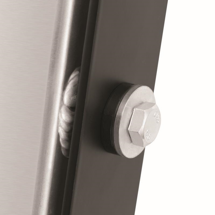 Mishimoto Performance Aluminum Radiator w/ Stabilizer System, Fits Ford Mustang GT Manual, 1997 2004