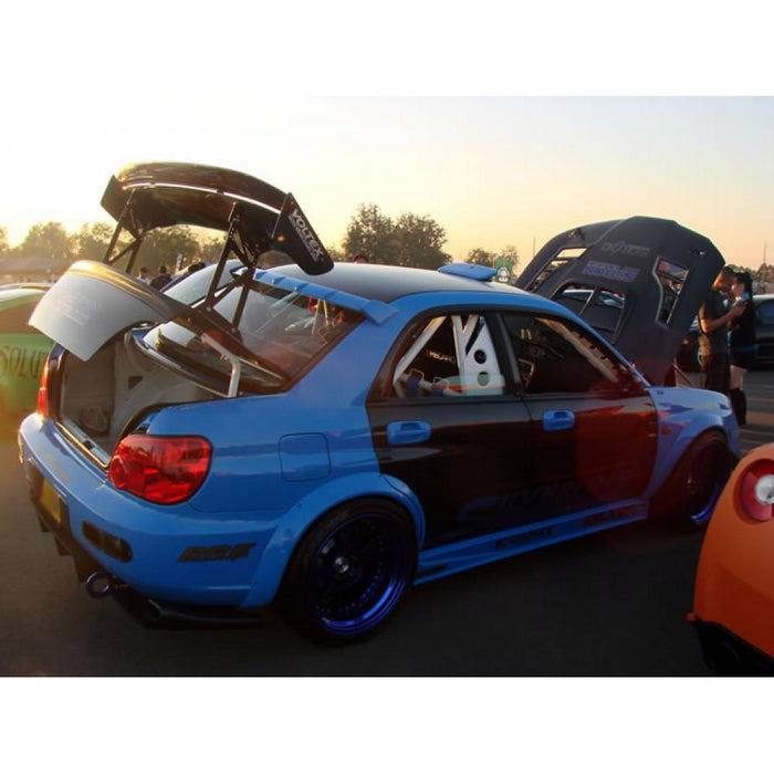 Seibon OEM-Style Carbon Fiber Doors For 2002-2007 Subaru Impreza / Wrx / Sti - Rear*