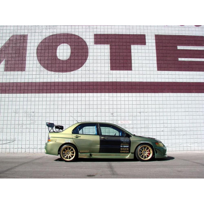 Seibon OEM-Style Carbon Fiber Doors For 2003-2007 Mitsubishi Lancer / Evo - Front*