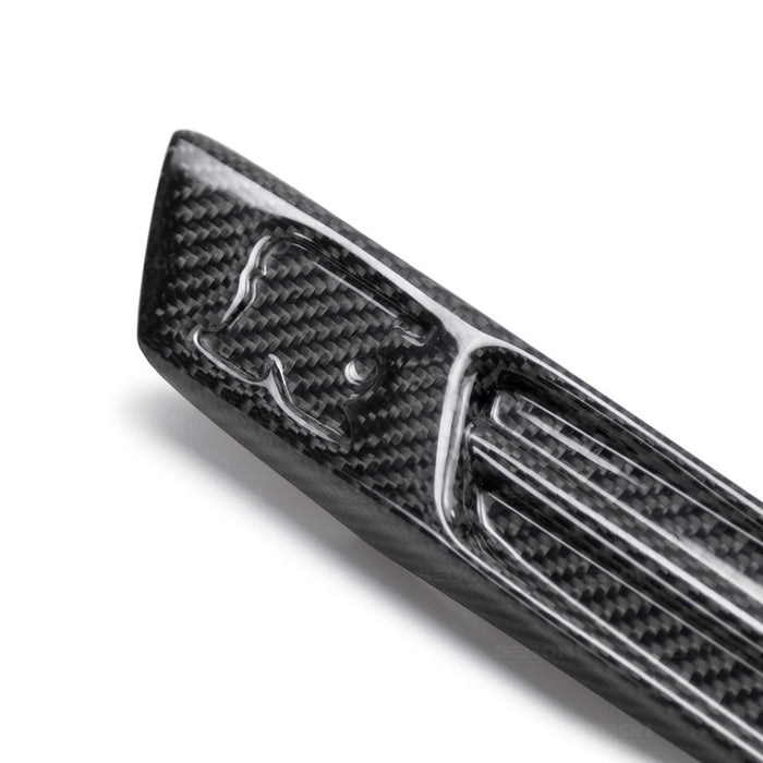 Seibon Carbon Fiber Fender Duct Logo For 2009-2014 Nissan GT-R