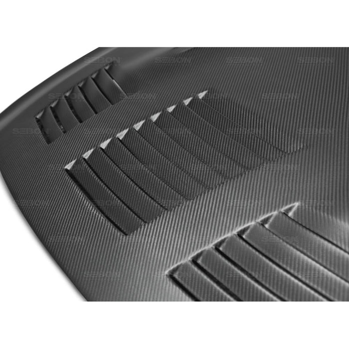 Seibon GTII-Style Dry Carbon Hood For 2009-2016 Nissan GT-R*