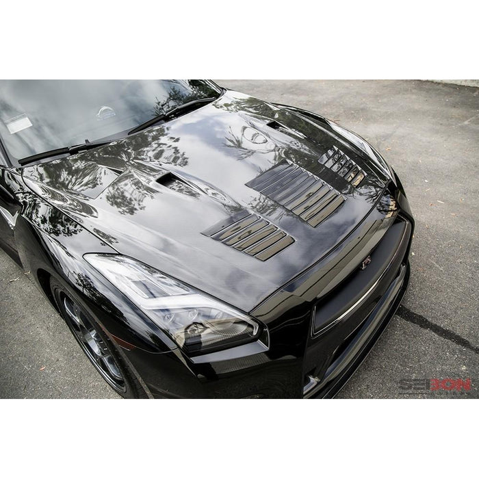 Seibon GTII-Style Carbon Fiber Hood For 2009-2016 Nissan GT-R