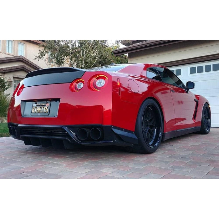 Seibon C-Style Carbon Fiber Trunk Lid For 2009-2020 Nissan GT-R